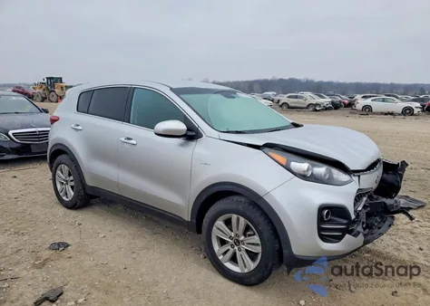 2019 Kia Sportage Lx z USA, uszkodzony, nr VIN KNDPMCAC1K7524412